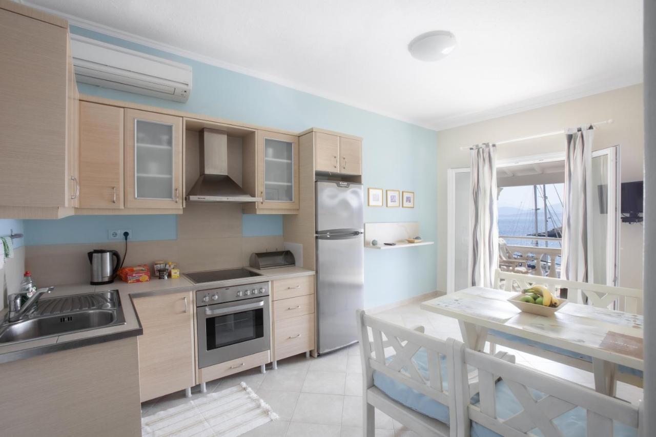 Seafront Elegant Apartament *